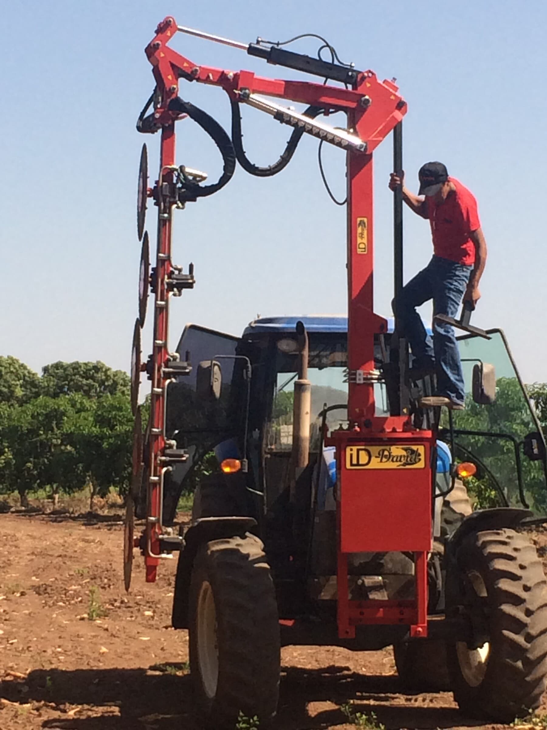 V5 de Industrias David en campo